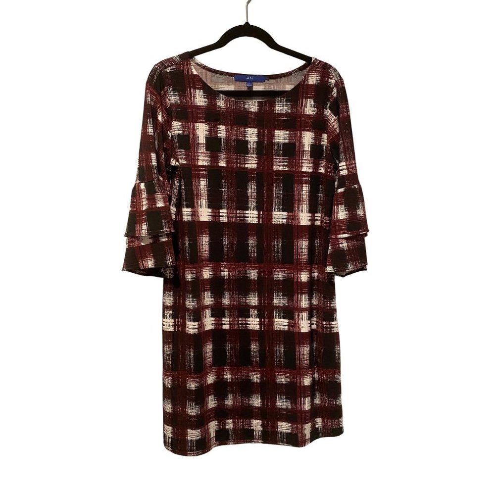 Apt. 9 size M red and black straight line dress with Pagoda Sleeve